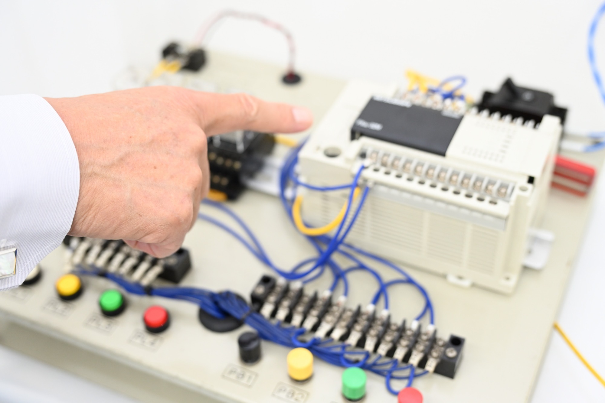写真：電気設備のイメージ